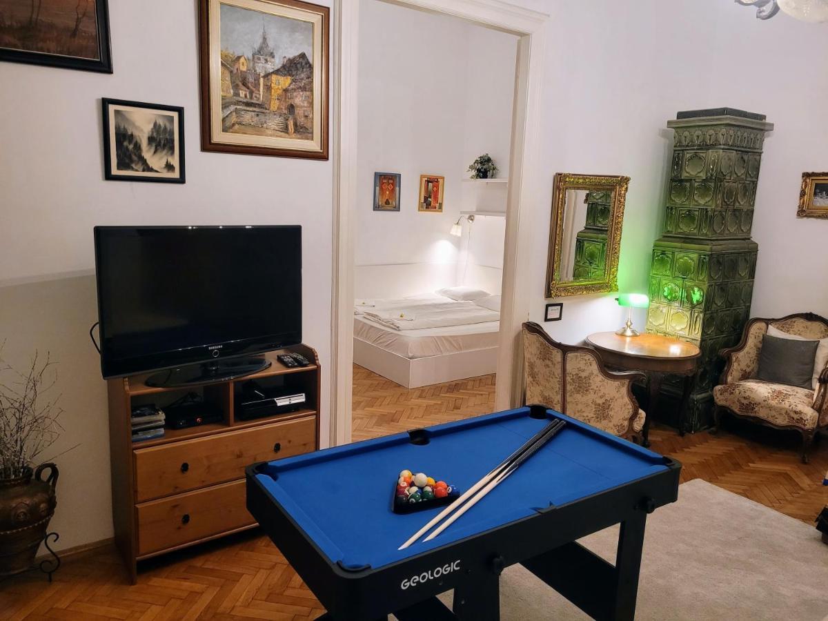 Christoph'S Central Apartment Budapest Luaran gambar