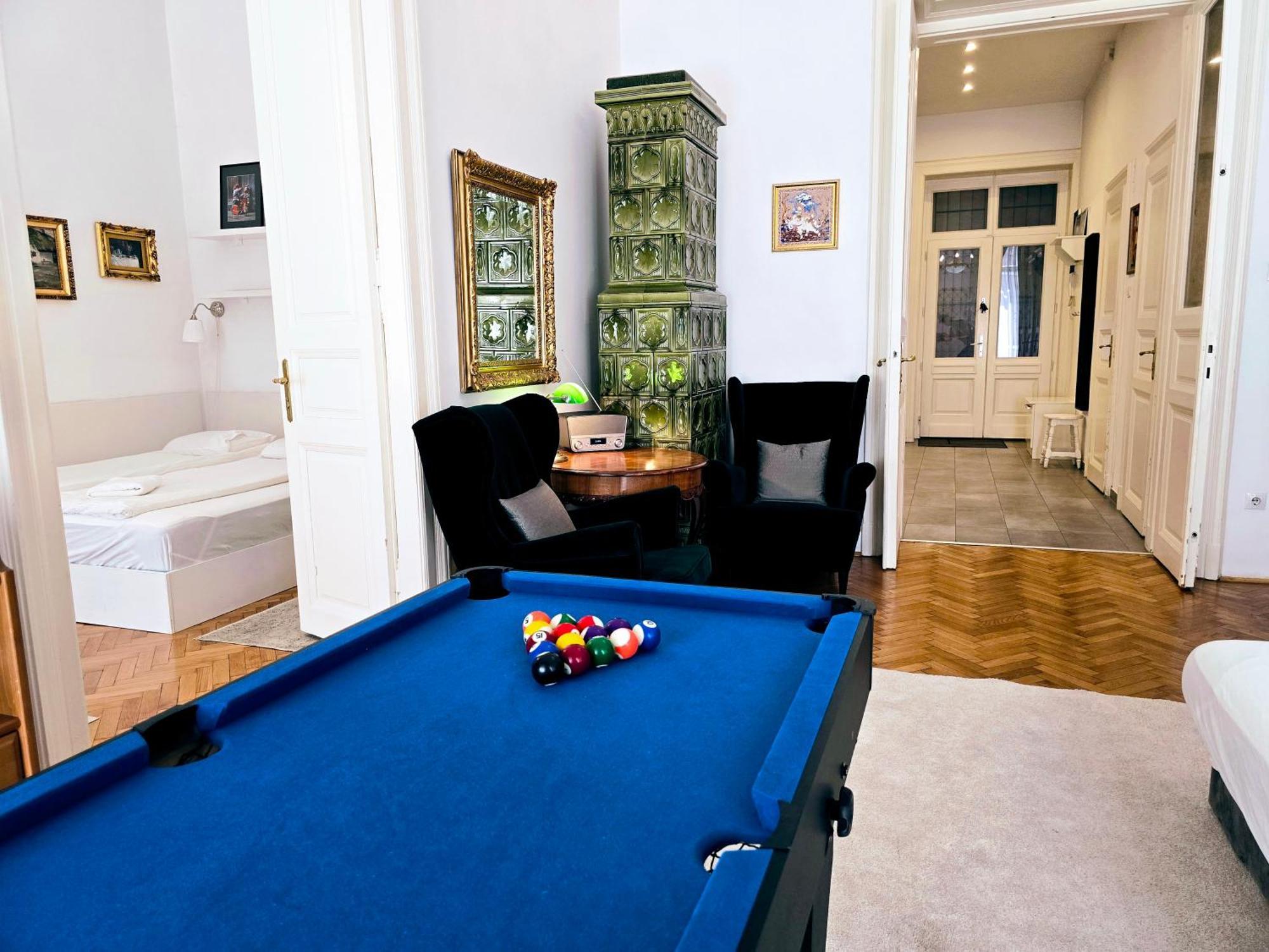 Christoph'S Central Apartment Budapest Luaran gambar