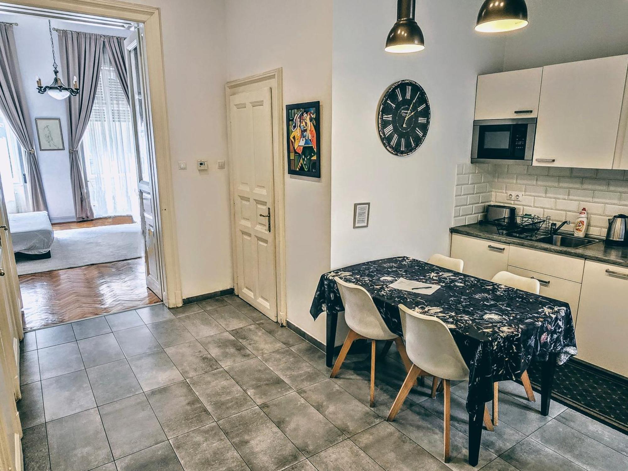 Christoph'S Central Apartment Budapest Luaran gambar